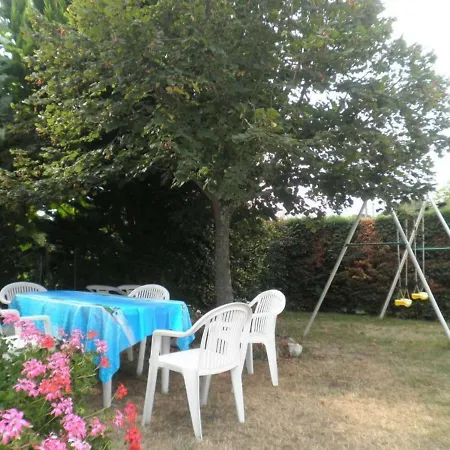 Mézos, 3 Pièces, 5 Personnes - Fr-1-360-186 Hébergement de vacances *