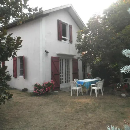 Hébergement de vacances Mézos, 3 Pièces, 5 Personnes - Fr-1-360-186 Mézos