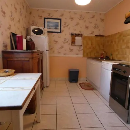 Mézos, 3 Pièces, 5 Personnes - Fr-1-360-186
